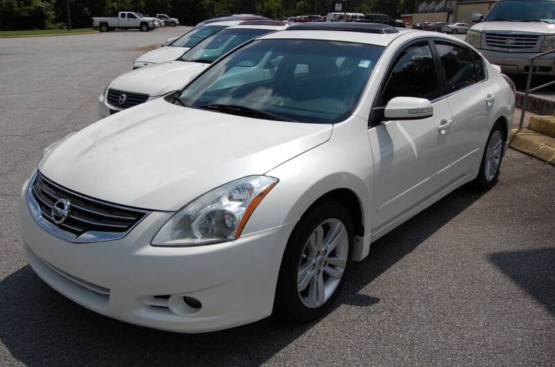 2012 Nissan Altima for sale at Modern Motors - Thomasville INC in Thomasville NC