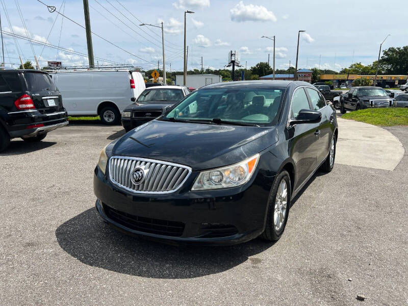 2010 Buick LaCrosse CX's photo
