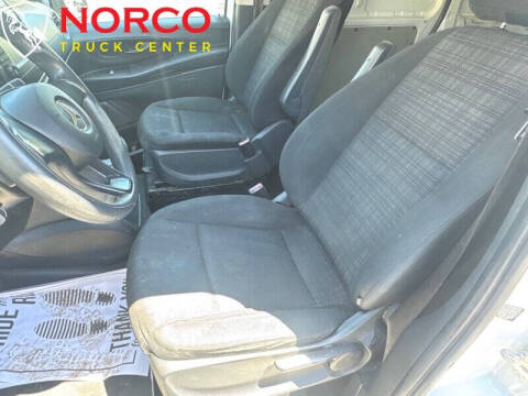 2017 Mercedes-Benz Metris Worker Cargo