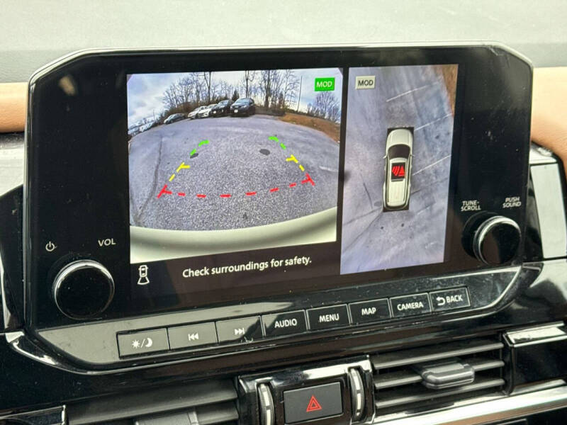 2023 Nissan Pathfinder Platinum