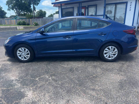 2020 Hyundai Elantra SE