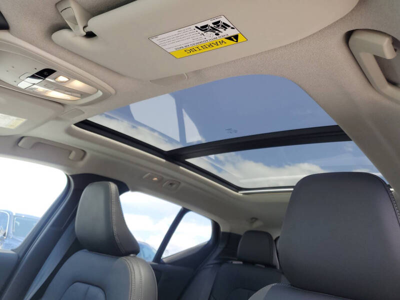 2026 Volvo XC40 B4 Core