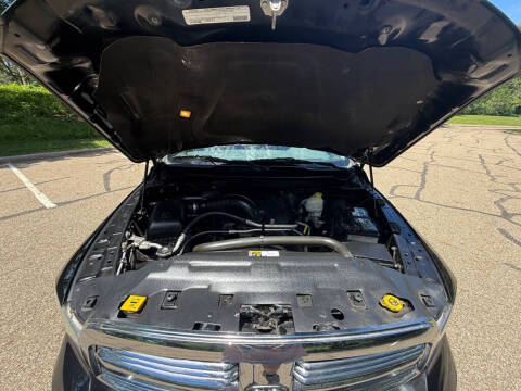 2016 RAM 1500 SLT