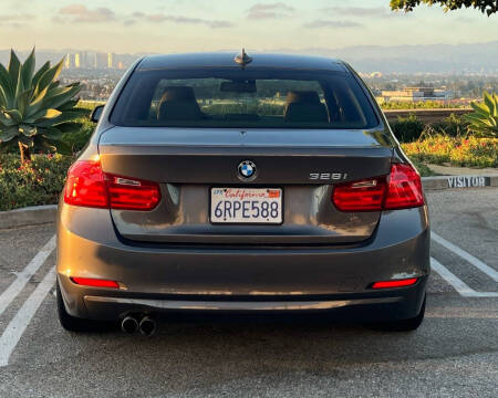 2012 BMW 3 Series 328i