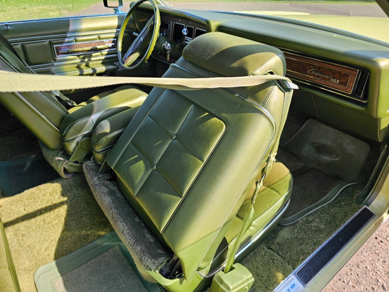 1975 Lincoln Mark IV 163