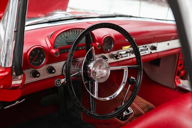 1956 Ford Thunderbird