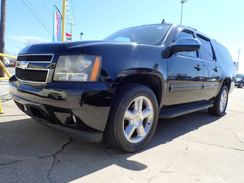 2007 Chevrolet Suburban for sale at RPM AUTO SALES - MAIN in Flint MI