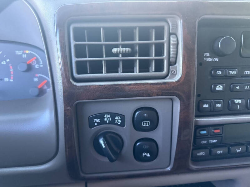 2004 Ford Excursion Limited