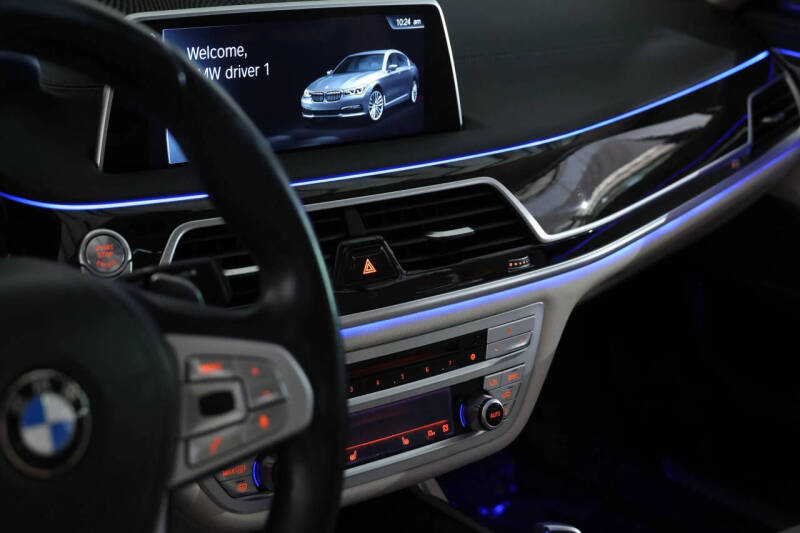 2016 BMW 7 Series 750i xDrive