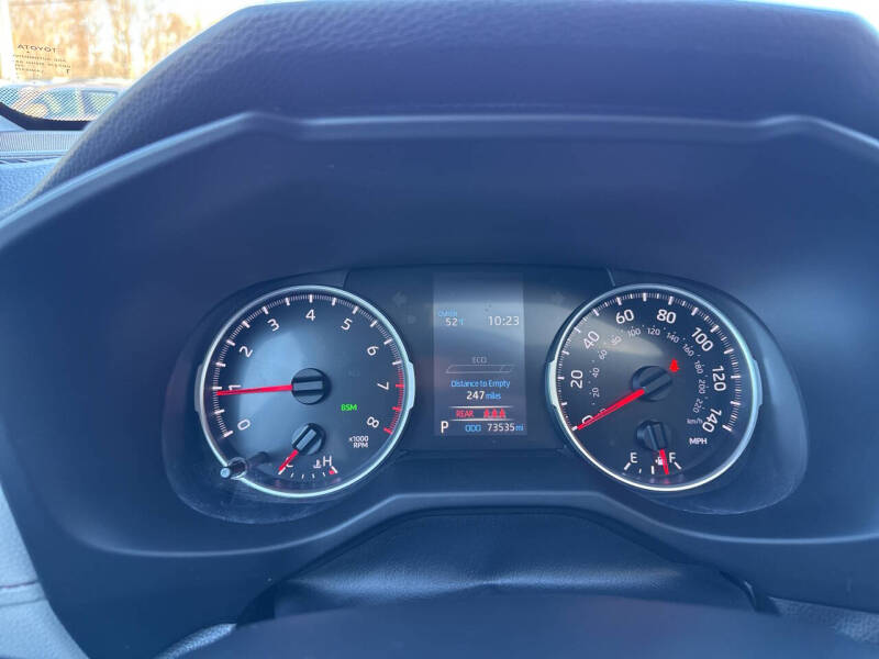 2021 Toyota RAV4 XLE