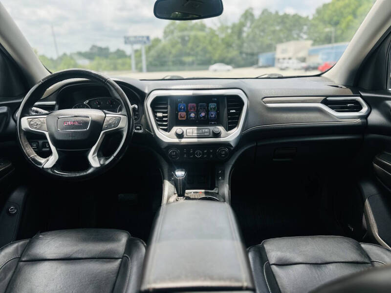 2017 GMC Acadia SLT-1