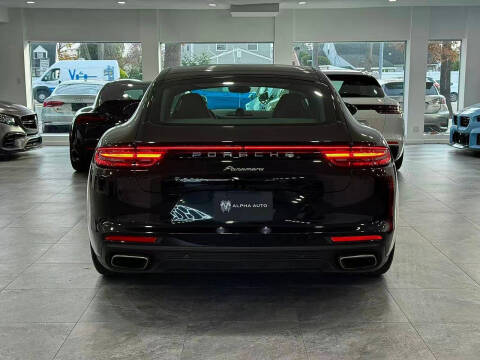 2018 Porsche Panamera