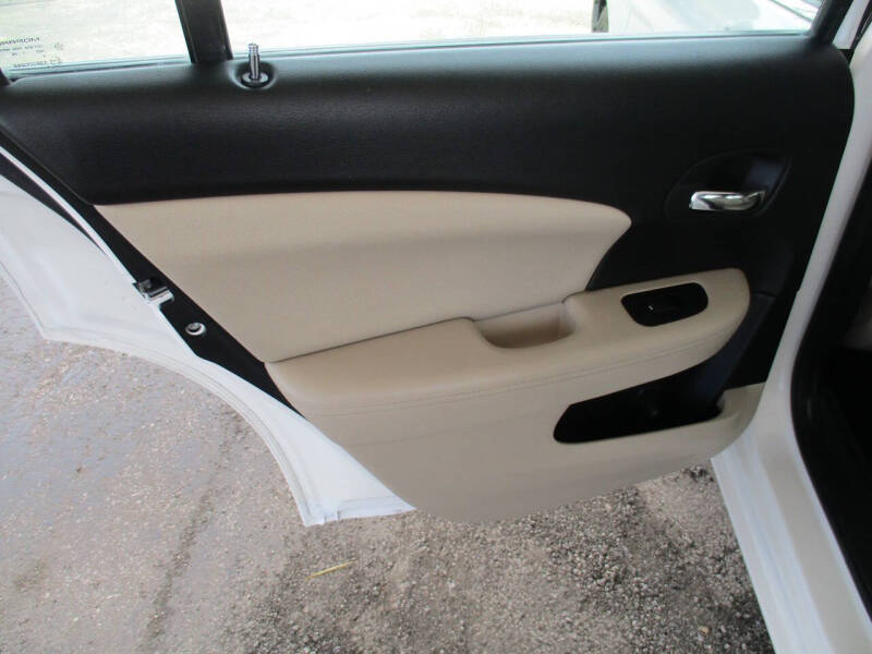 2011 Chrysler 200 Touring