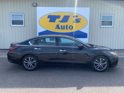 2018 Nissan Altima for sale at TJ's Auto in Wisconsin Rapids WI