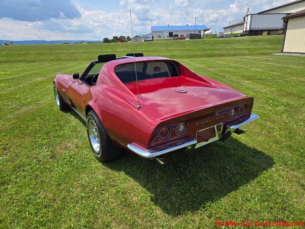 1969 Chevrolet Corvette 11