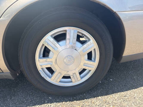 2004 Cadillac DeVille