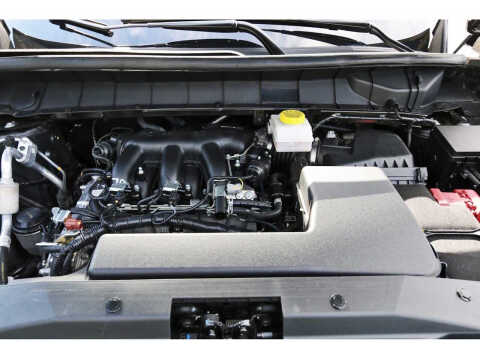 2025 Nissan Pathfinder S