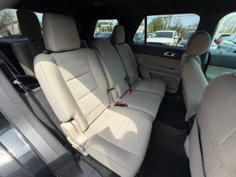 2015 Ford Explorer