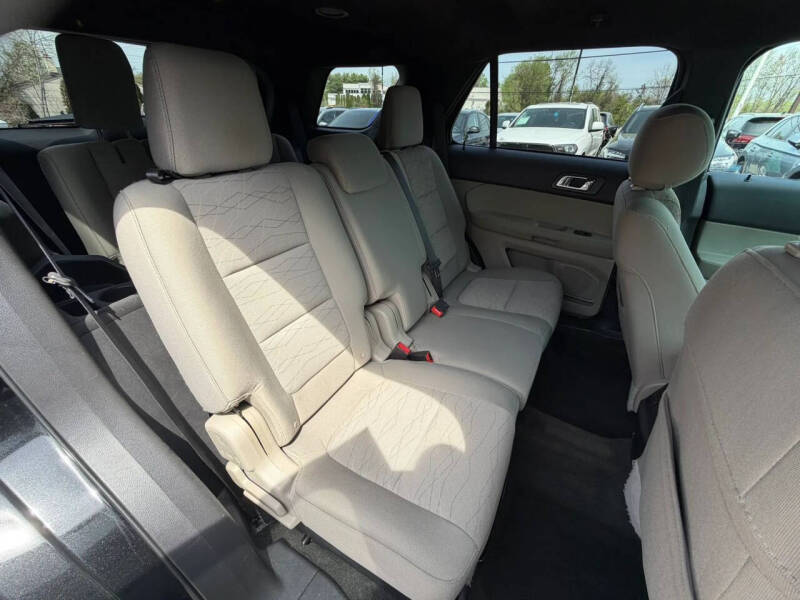 2015 Ford Explorer