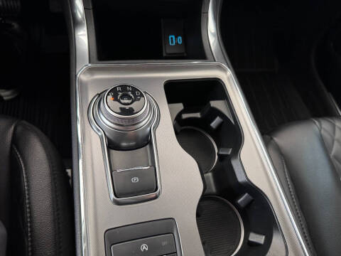 2023 Ford Edge Titanium