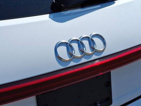 2021 Audi e-tron quattro Prestige