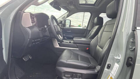 2023 Toyota Sequoia SR5