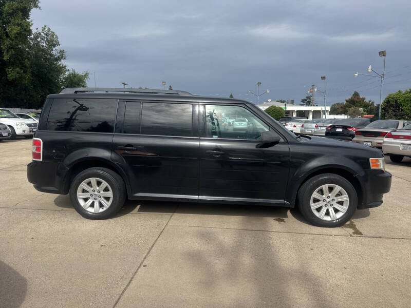 2010 Ford Flex SE