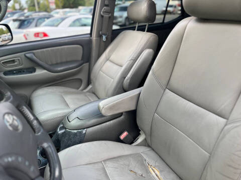 2003 Toyota Sequoia Limited