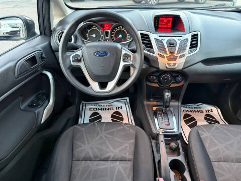 2013 Ford Fiesta SE