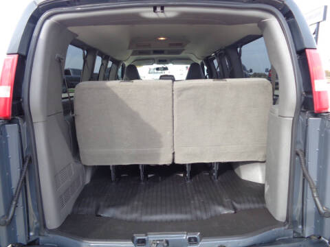 2017 Chevrolet Express LS 2500