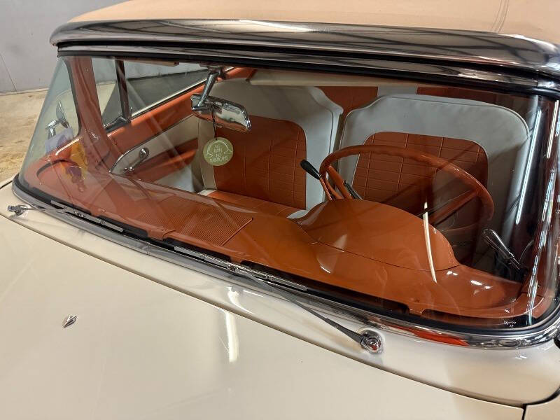 1956 Ford Sunliner