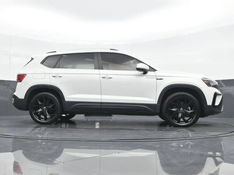 2022 Volkswagen Taos SE 4Motion