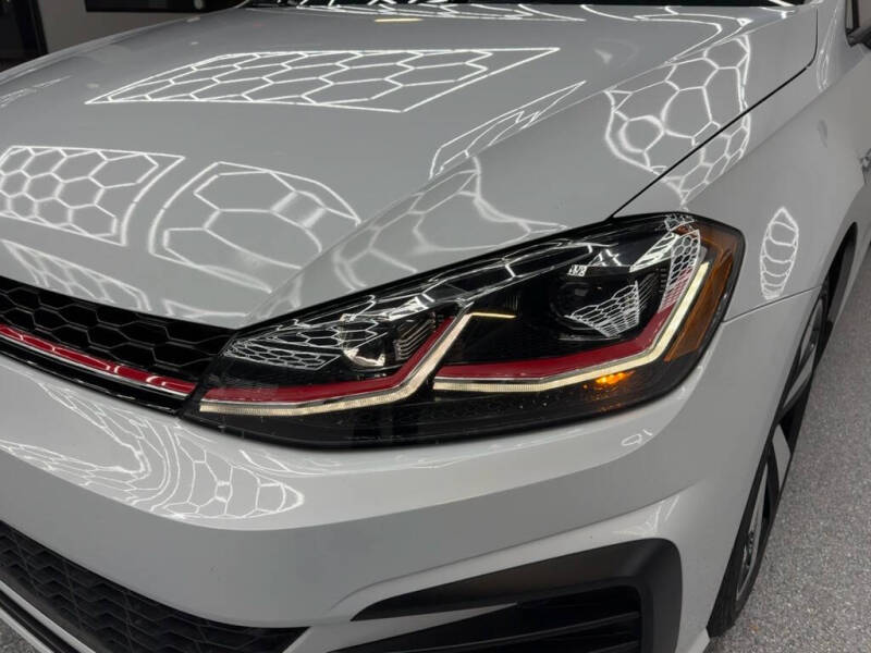 2020 Volkswagen Golf GTI SE