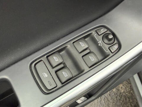 2017 Volvo XC60 T6 Dynamic