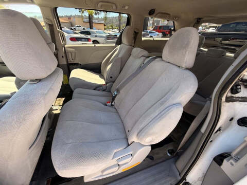 2014 Toyota Sienna