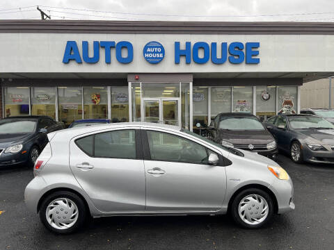 2014 Toyota Prius c Two