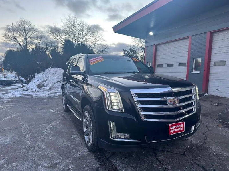 2017 Cadillac Escalade Luxury