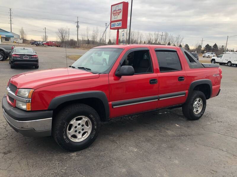 2003 Chevrolet Avalanche for sale at DAVE KNAPP USED CARS in Lapeer MI