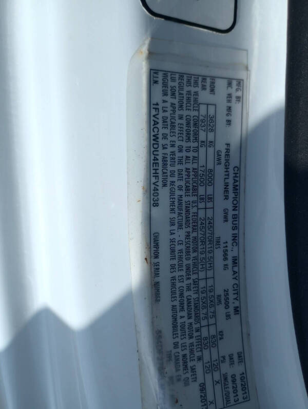 2014 Freightliner M2 106