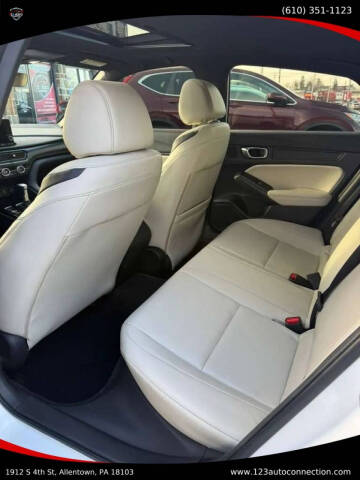 2023 Acura Integra w/A-SPEC