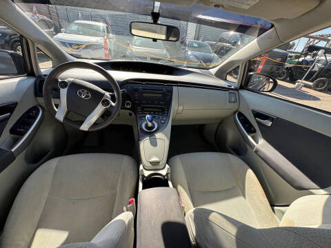 2011 Toyota Prius Two