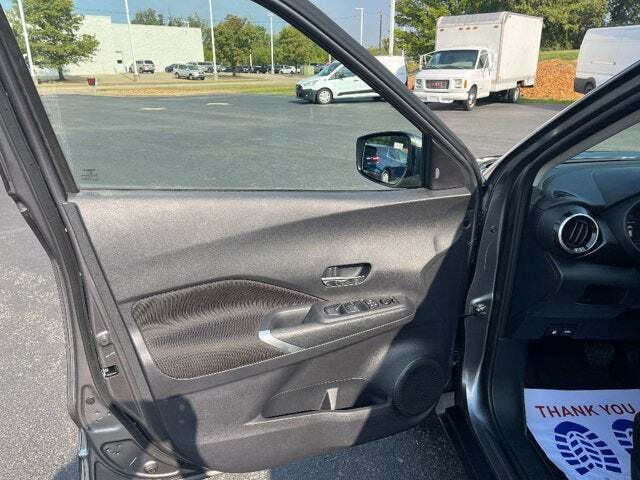 2023 Nissan Kicks 38