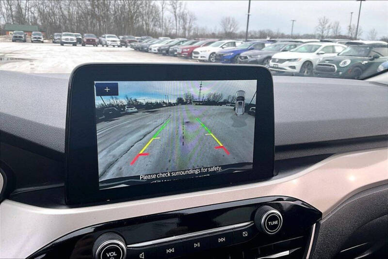 2021 Ford Escape SEL