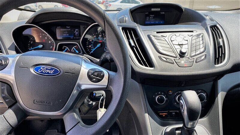 2016 Ford Escape S