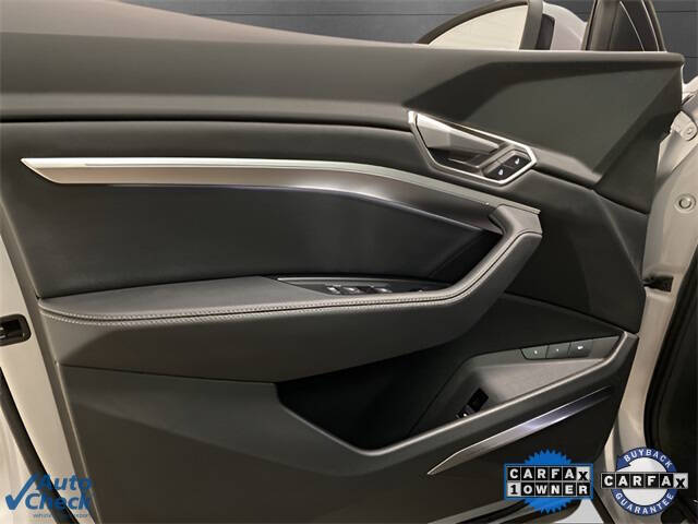 2023 Audi e-tron quattro Premium Plus