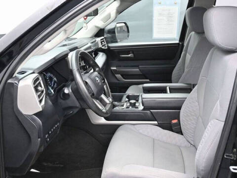 2022 Toyota Tundra SR5