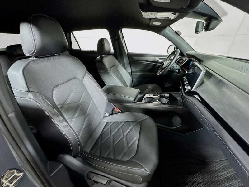 2024 Volkswagen Atlas Cross Sport SE 4Motion