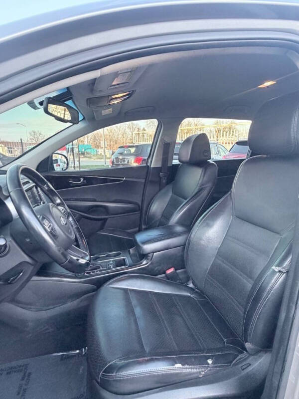 2017 Kia Sorento LX