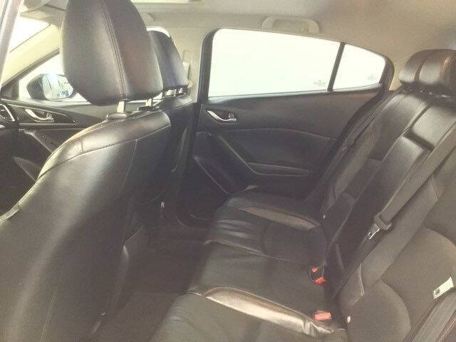 2016 Mazda MAZDA3 s Grand Touring