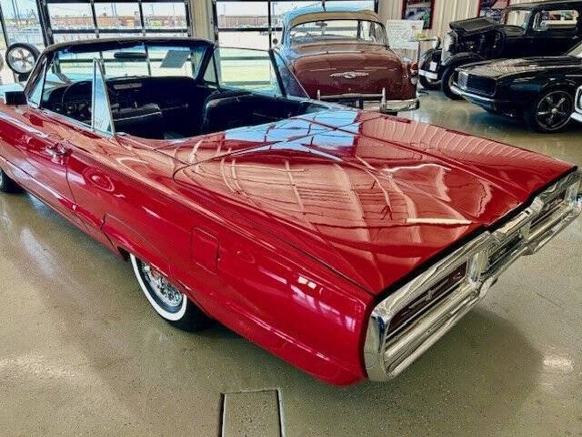 1964 Ford Thunderbird